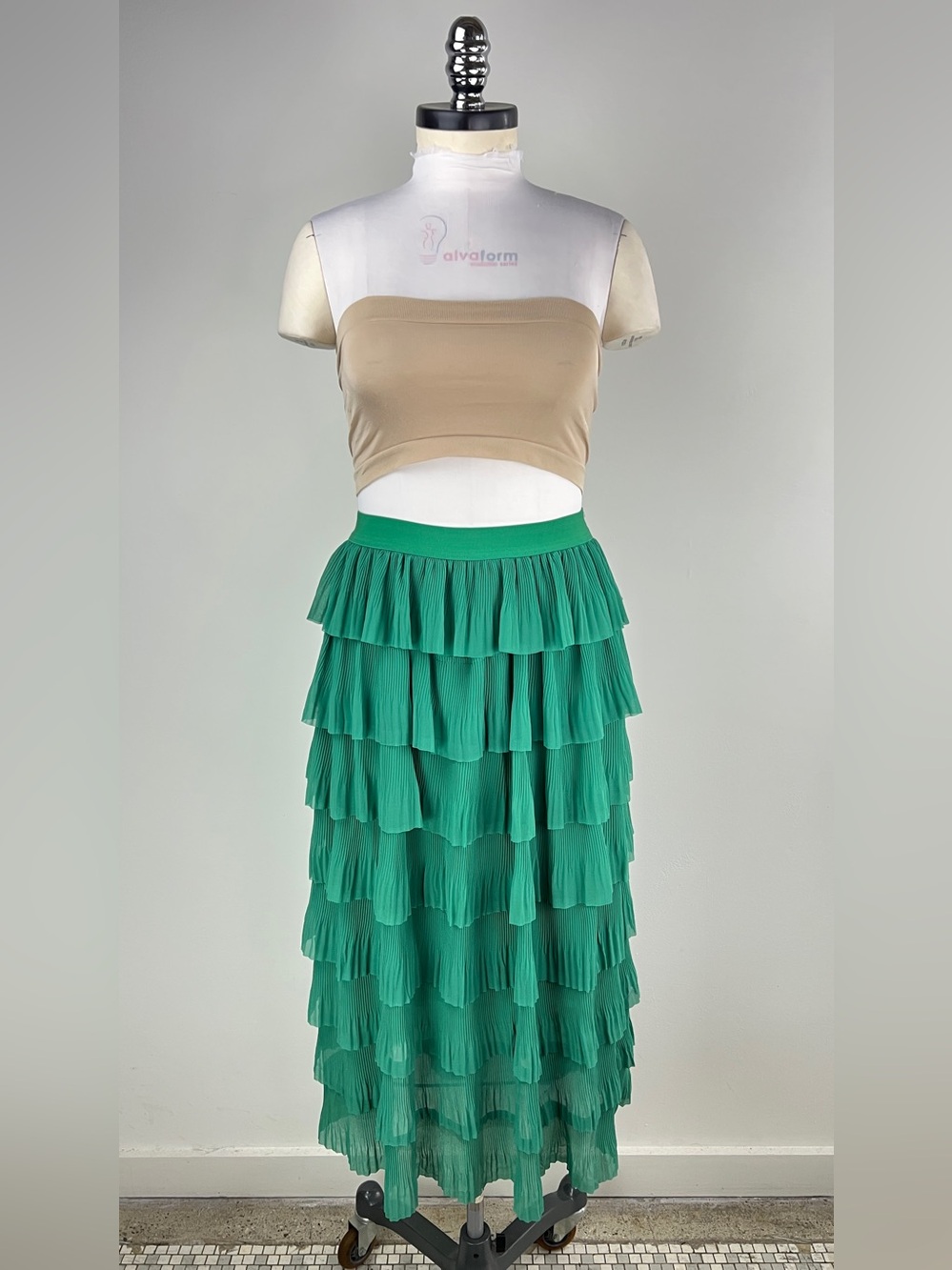 💚 3861. Tiered Green Ruffled Midi Skirt